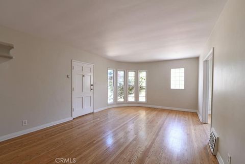 Photo of 11061 ohio Avenue, Los Angeles, CA 90025 (MLS # SW26052316)