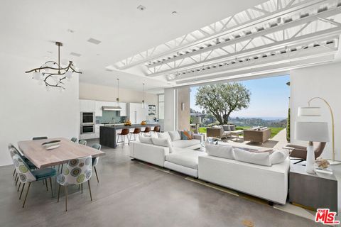 Photo of 1550 Casale Road, Pacific Palisades, CA 90272 (MLS # 26840421)