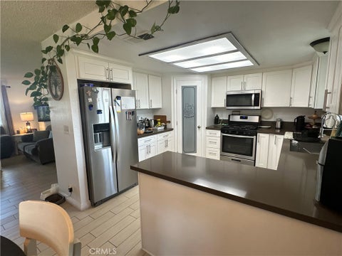 Tiny photo for 15333 Jasmine ST, Victorville, CA 92395 (MLS # IV26225845)