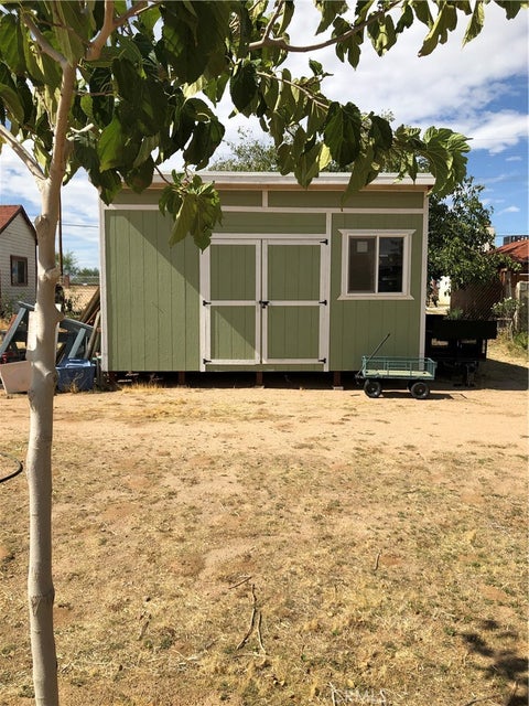 Tiny photo for 15333 Jasmine ST, Victorville, CA 92395 (MLS # IV26225845)