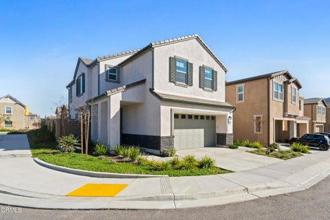 Photo of 509 Snowdrop Lane, Santa Paula, CA 93060 (MLS # V1-38959)