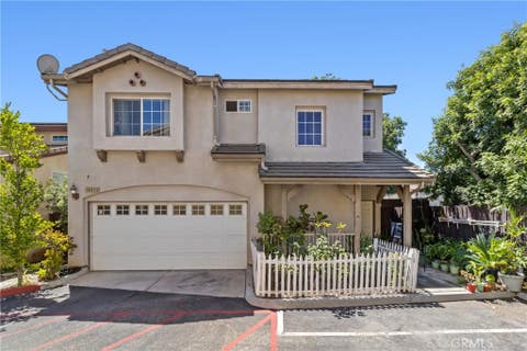 Photo of 14522 Day Lily LN, Panorama City, CA 91402 (MLS # SR26151485)
