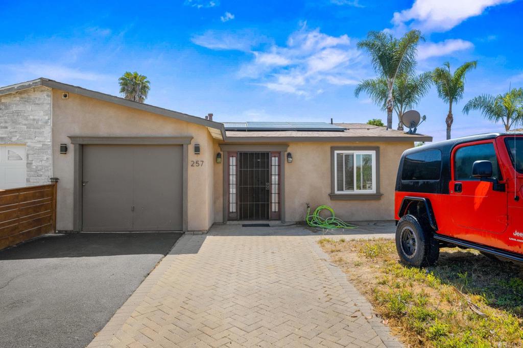 257 Holiday Way