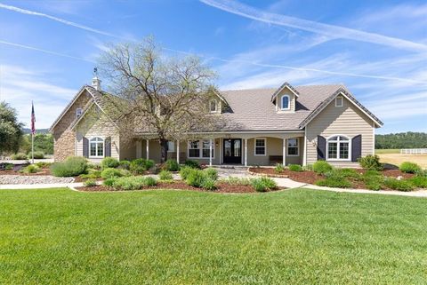 Tiny photo for 775 Via Del Salinas, Paso Robles, CA 93446 (MLS # NS26063838)