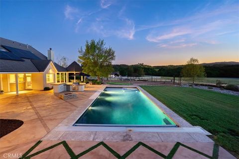 Tiny photo for 775 Via Del Salinas, Paso Robles, CA 93446 (MLS # NS26063838)