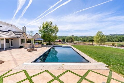 Tiny photo for 775 Via Del Salinas, Paso Robles, CA 93446 (MLS # NS26063838)