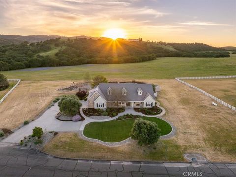 Tiny photo for 775 Via Del Salinas, Paso Robles, CA 93446 (MLS # NS26063838)