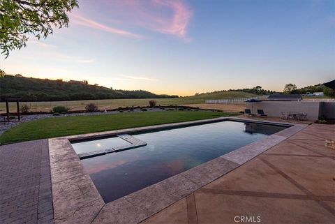 Tiny photo for 775 Via Del Salinas, Paso Robles, CA 93446 (MLS # NS26063838)