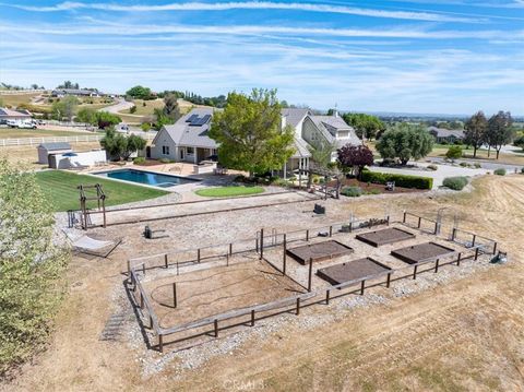 Tiny photo for 775 Via Del Salinas, Paso Robles, CA 93446 (MLS # NS26063838)