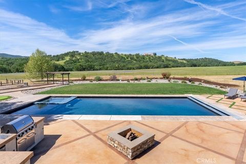 Tiny photo for 775 Via Del Salinas, Paso Robles, CA 93446 (MLS # NS26063838)