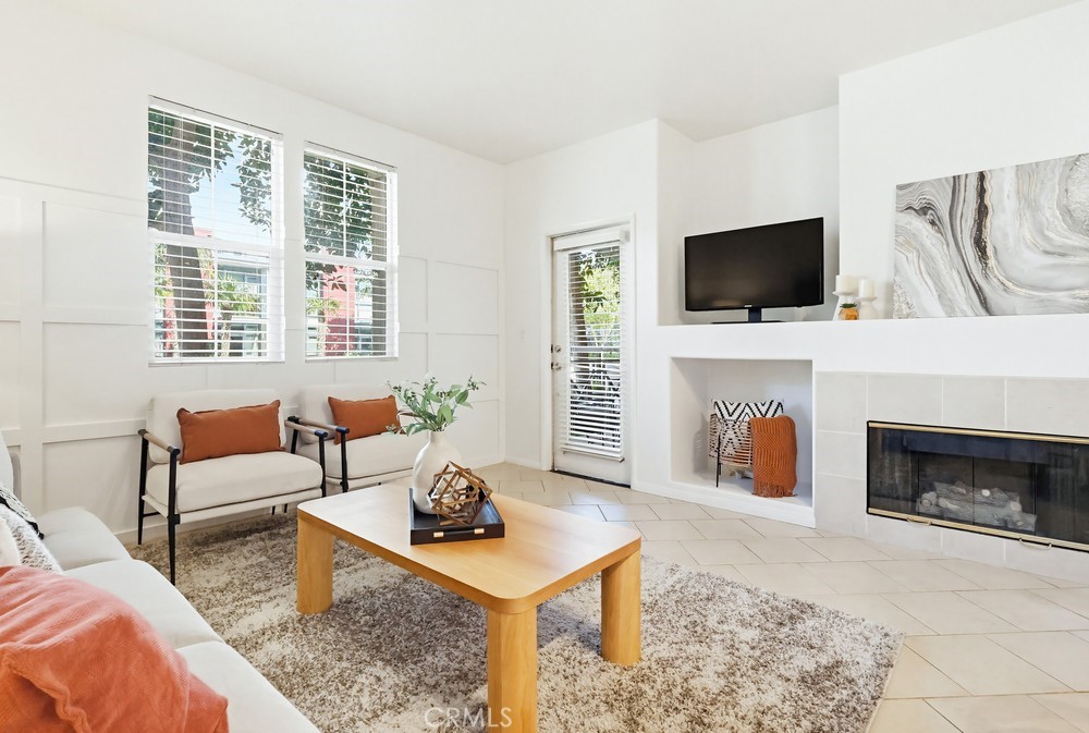 13075 Pacific Promenade 115