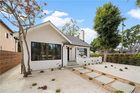 Photo of 2203 Pelham Avenue, Los Angeles, CA 90064 (MLS # WS25226899)