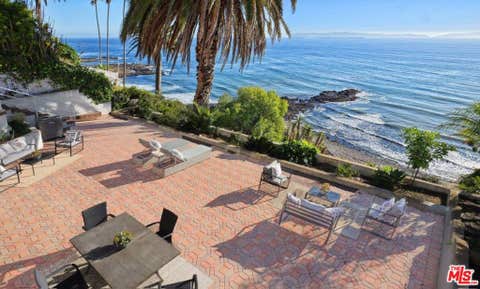 Photo of 2105 W Paseo Del Mar, San Pedro, CA 90732 (MLS # 26871855)
