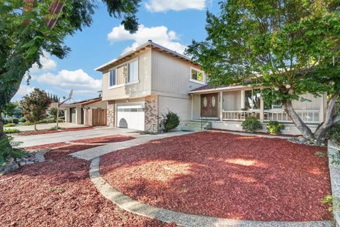 Photo of 834 Cape Kennedy Drive, San Jose, CA 95133 (MLS # ML82059573)