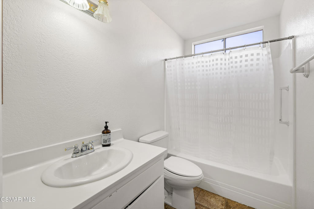 Cal Classics-102 - 1000052 - Residential