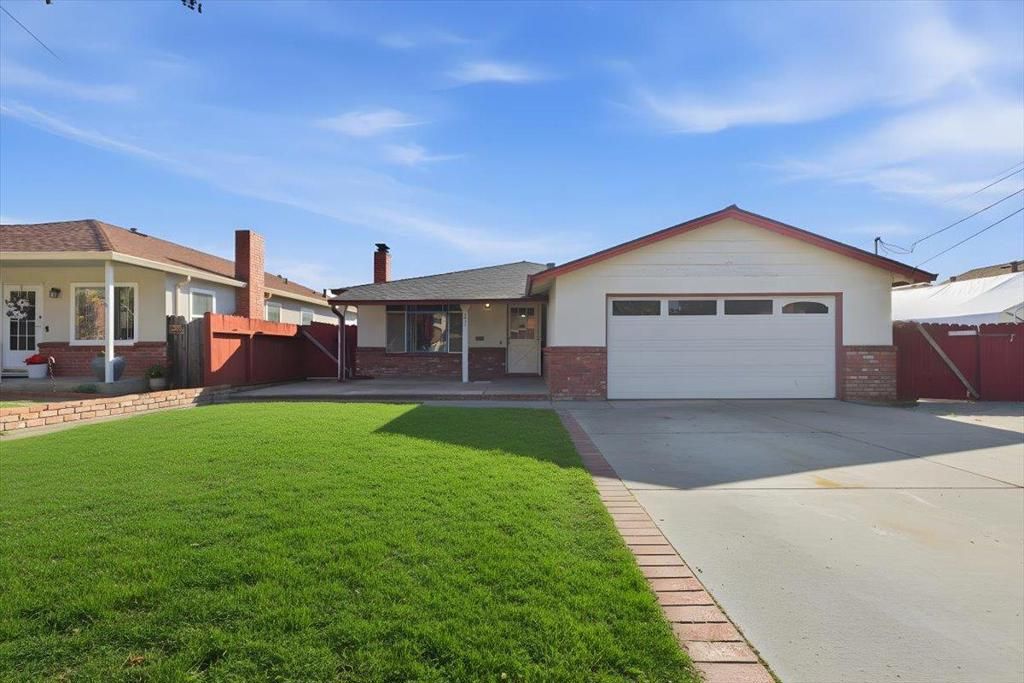 Photo of 236 S Claremont Avenue, San Jose, CA 95127 (MLS # ML82028782)