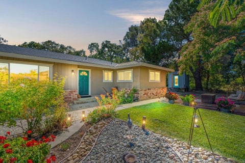 Photo of 9465 Watsonville Road, Gilroy, CA 95020 (MLS # ML82062885)
