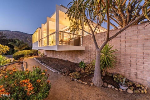 Tiny photo for 2897 Grove Street, Ventura, CA 93003 (MLS # V1-38882)