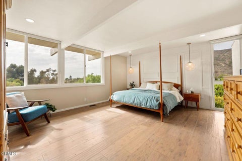 Tiny photo for 2897 Grove Street, Ventura, CA 93003 (MLS # V1-38882)