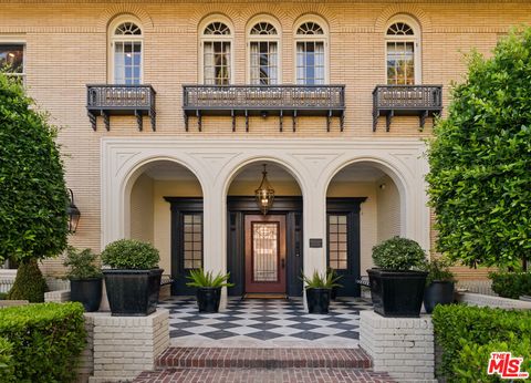 601 S Windsor Boulevard Los Angeles CA 90005