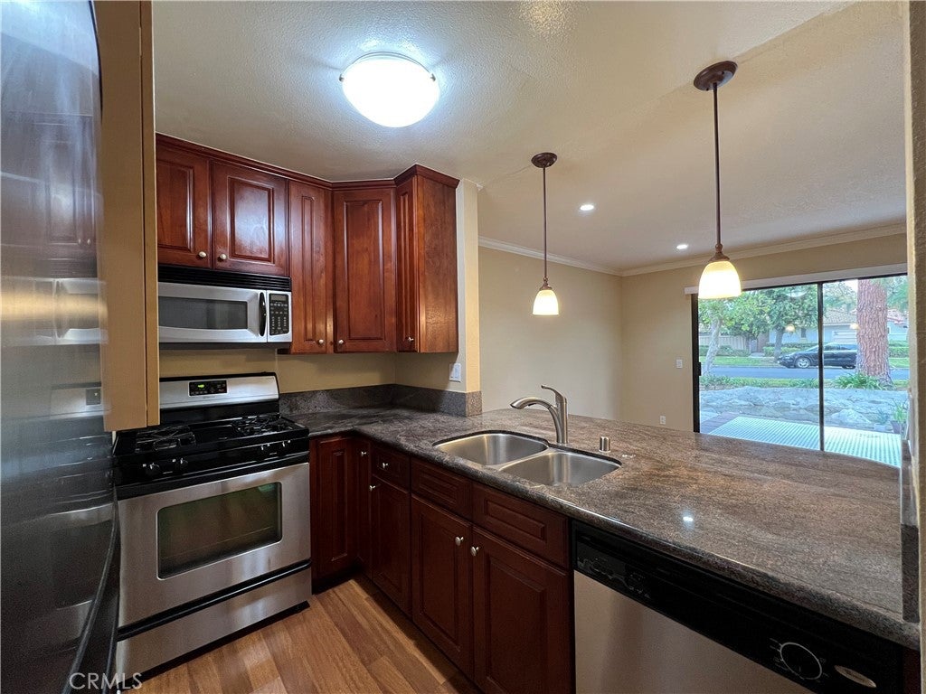 68 Lemon Grove