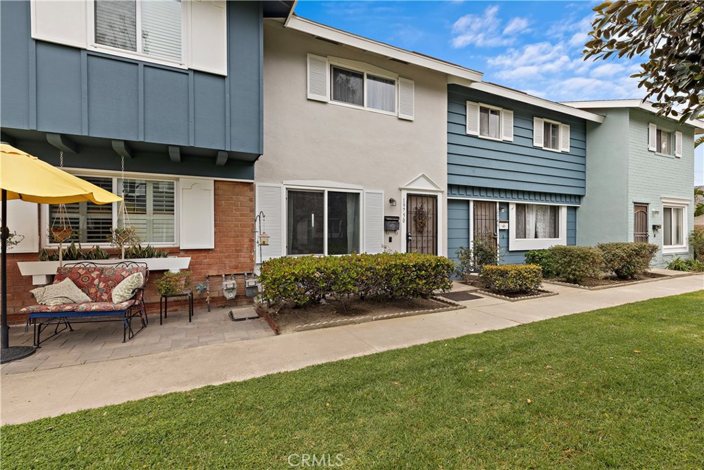 19750 Cambridge Lane