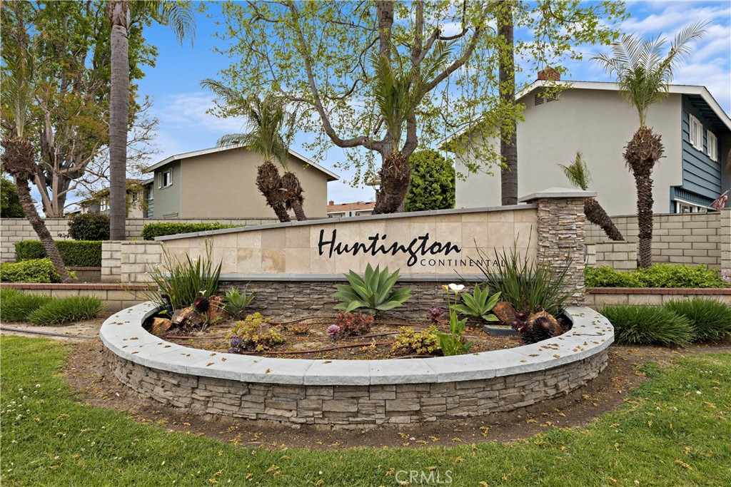 19750 Cambridge Lane