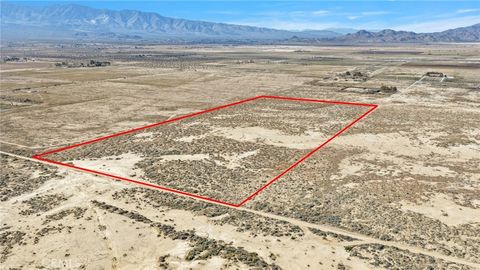 Photo of 0 Lincoln, Lucerne Valley, CA 92356 (MLS # HD26028542)