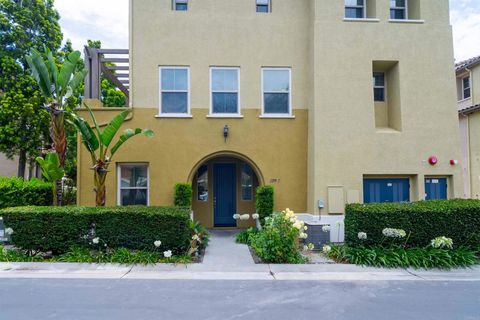 1295 Haglar 1 Chula Vista CA 91913