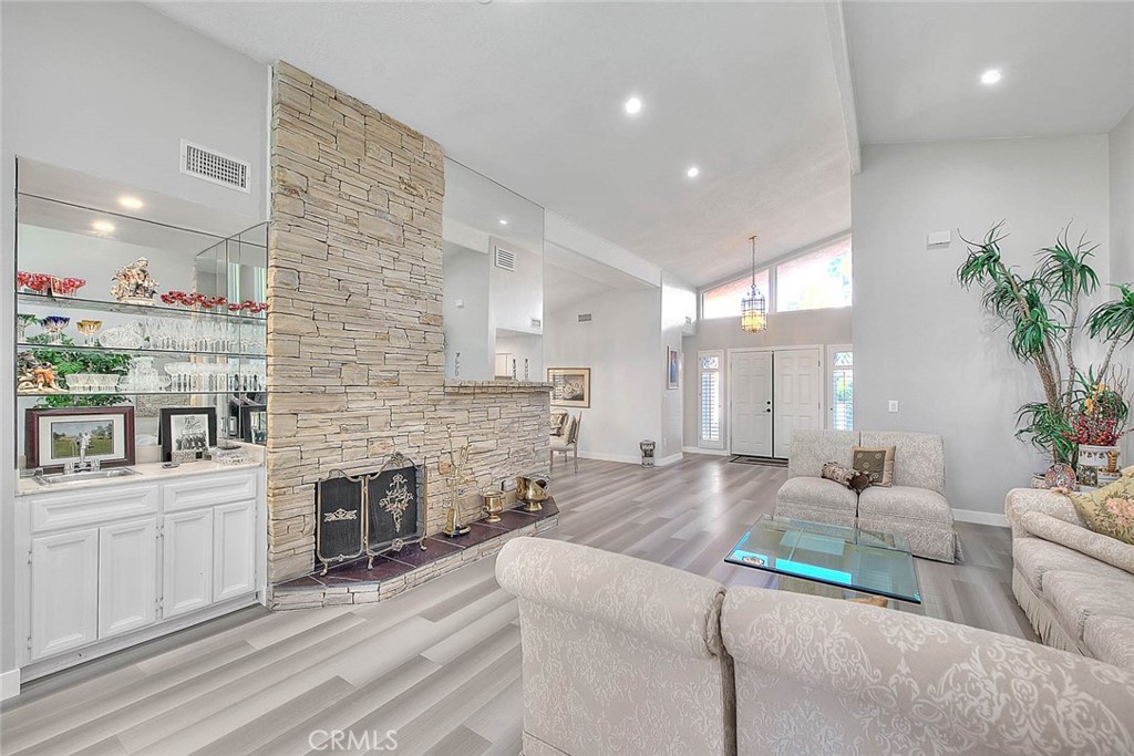 Rancho Village (33625) - Residential