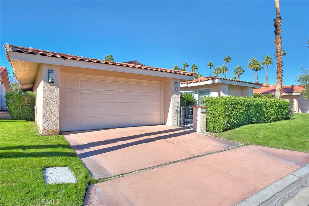 Rancho Village (33625) - Residential