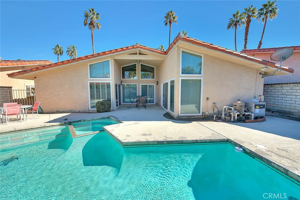 Rancho Village (33625) - Residential