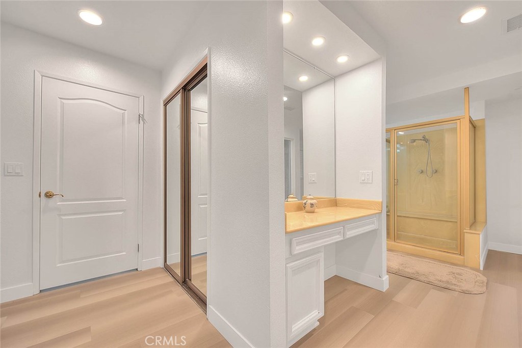 Rancho Village (33625) - Residential