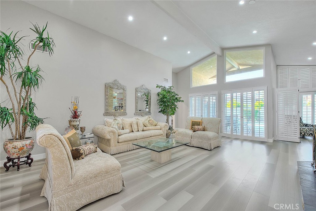 Rancho Village (33625) - Residential