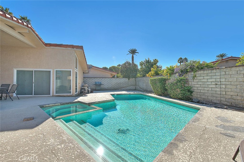 Rancho Village (33625) - Residential