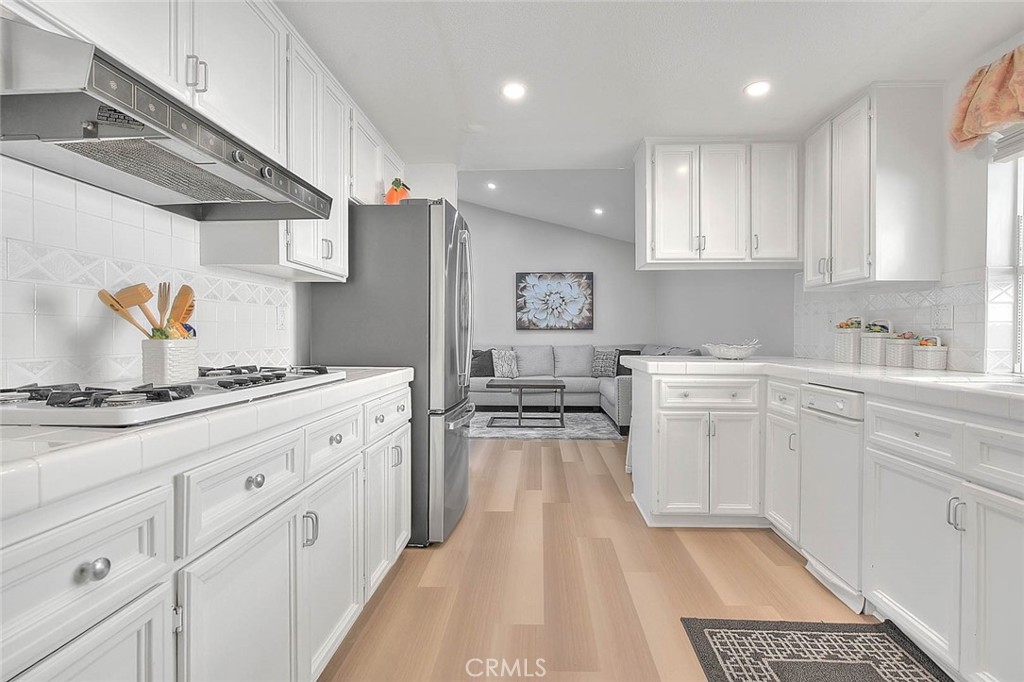 Rancho Village (33625) - Residential