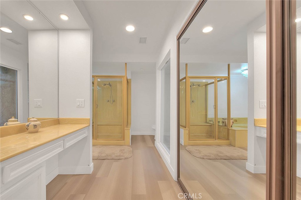 Rancho Village (33625) - Residential