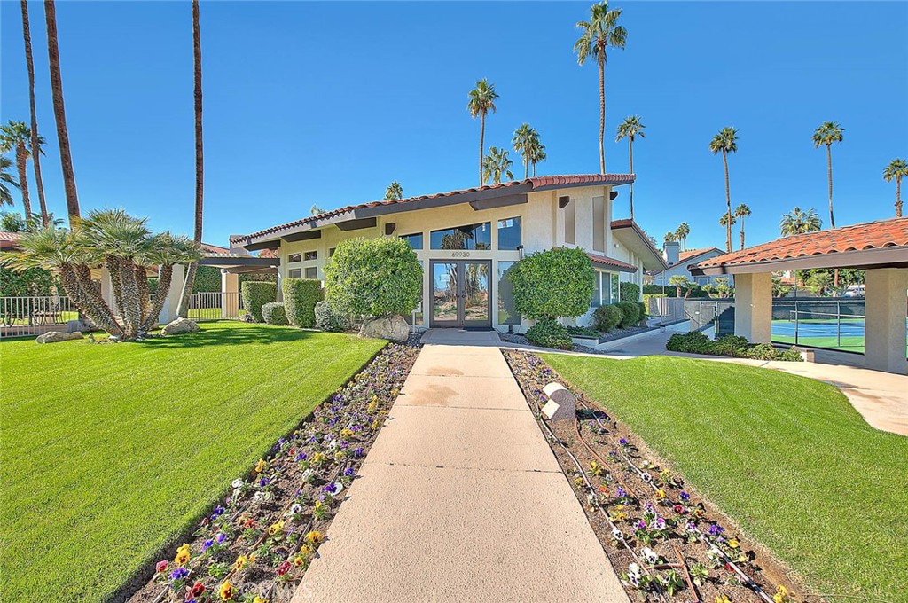 Rancho Village (33625) - Residential