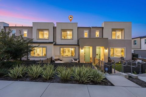 766 Jilian St 2 Chula Vista CA 91911