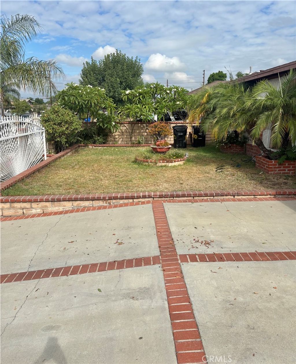 Photo of 10200 10200 Rincon Avenue, Pacoima, CA 91331 (MLS # SR25227908)