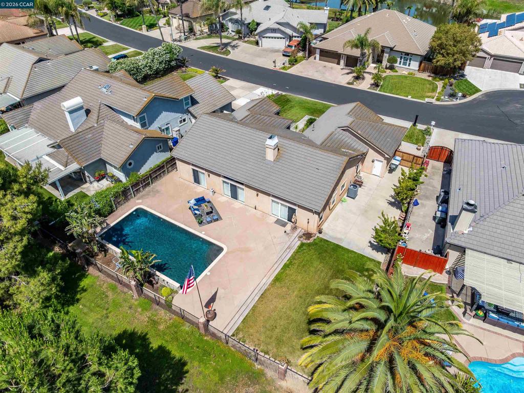 5619 Berwick Ct
