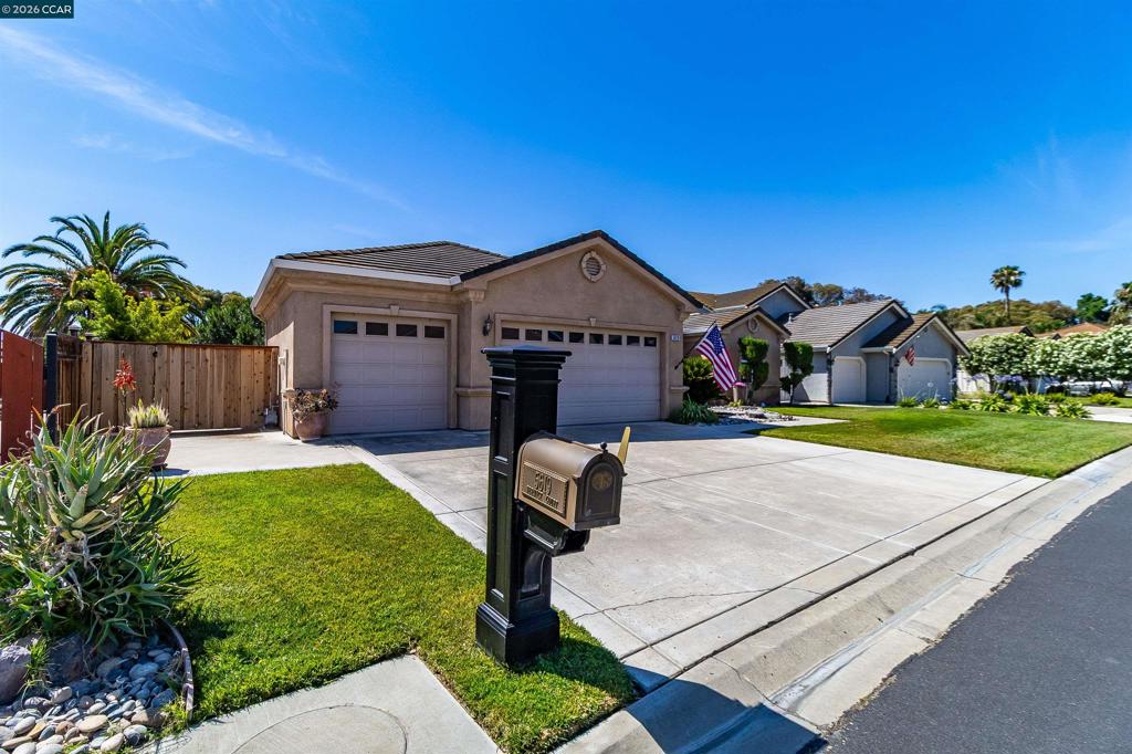 5619 Berwick Ct
