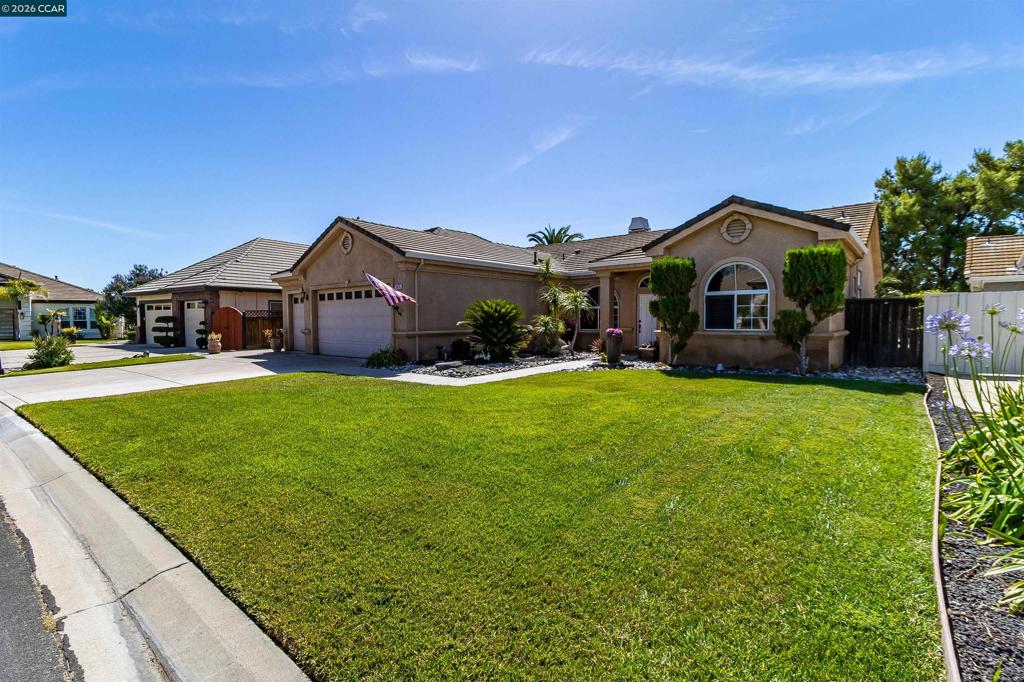 5619 Berwick Ct