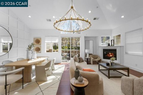 Photo of 172 Sugarloaf Ct, Alamo, CA 94507 (MLS # 41127618)