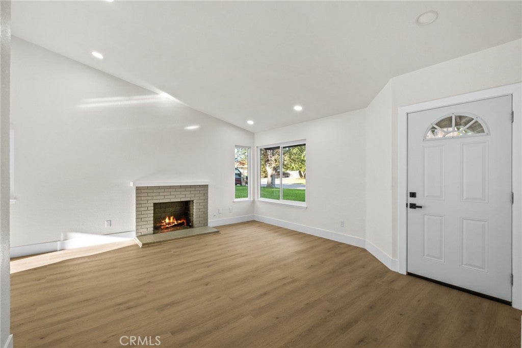 156 S Loretta Avenue