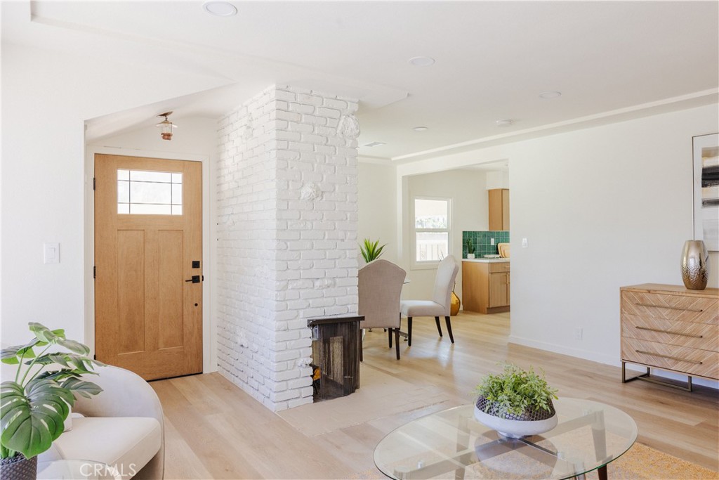 6841 Millmark