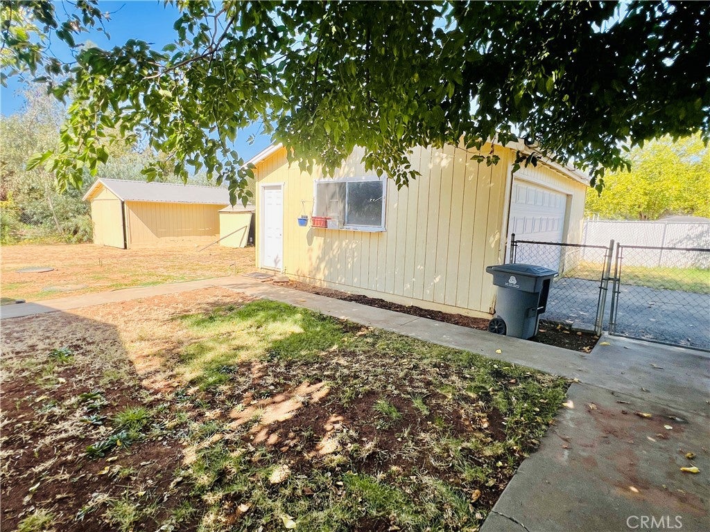 2520 Esperanza