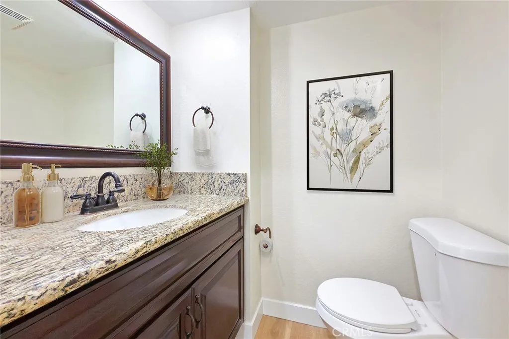 Anaheim Hills, California 92807, United States, 2 Bedrooms Bedrooms, ,3 BathroomsBathrooms,Residential,Active,196164