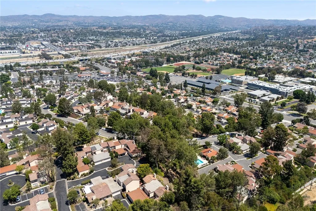 Anaheim Hills, California 92807, United States, 2 Bedrooms Bedrooms, ,3 BathroomsBathrooms,Residential,Active,196164