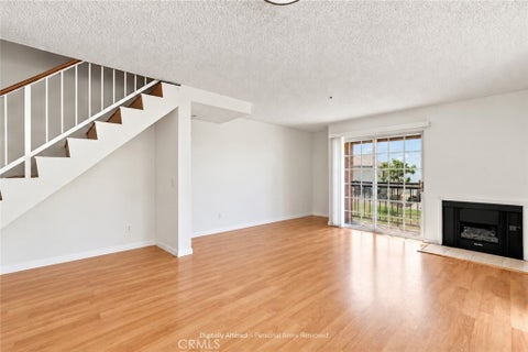 Photo of 147 W Acacia AVE #160, Glendale, CA 91204 (MLS # GD26197045)